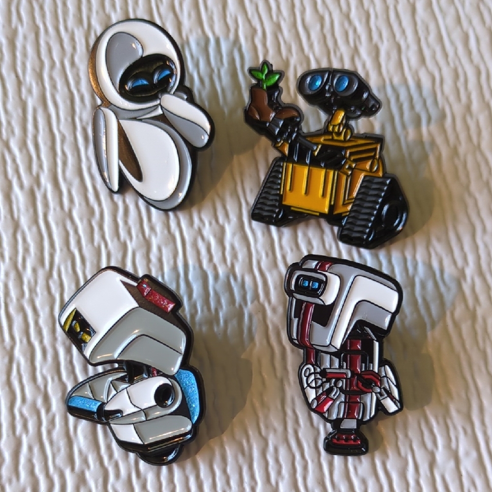 🩵2/$10🩵Set of 4 Wall-E Character Enamel Pins - Unofficial Disney Pins - Picture 1 of 3